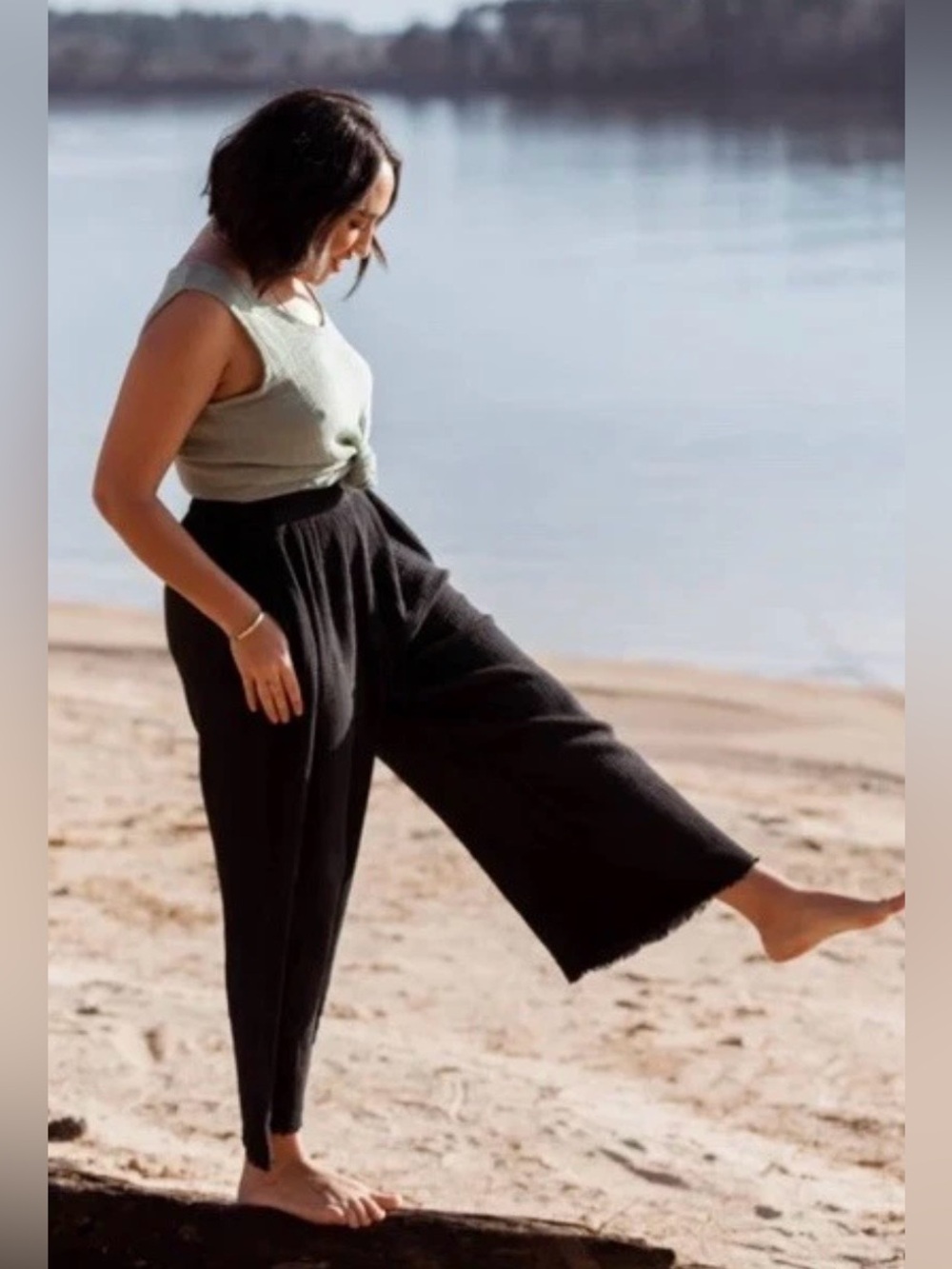 IKIKIZ Crinkle Palazzo Pants Frayed Hem Pocket Wide Leg High Rise NWT One Size